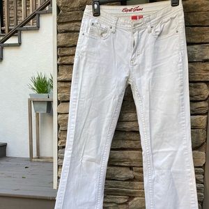 Esprit white embellished US size 2. Has blue accents on packets vintage